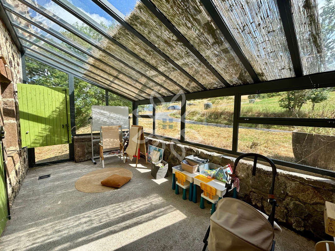 Autre à FIX-SAINT-GENEYS