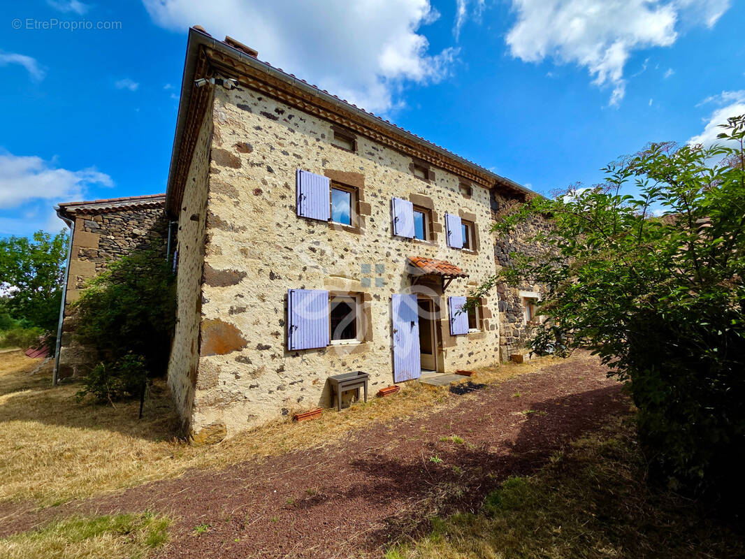 Autre à FIX-SAINT-GENEYS