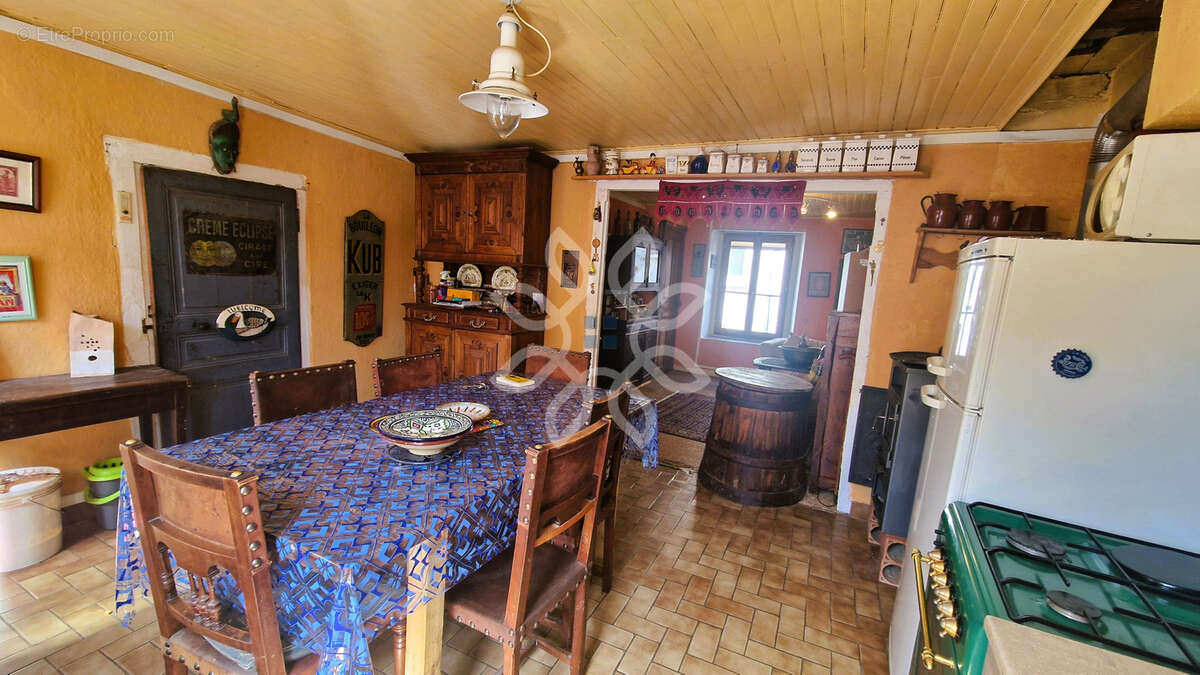 Maison à VIEILLE-BRIOUDE