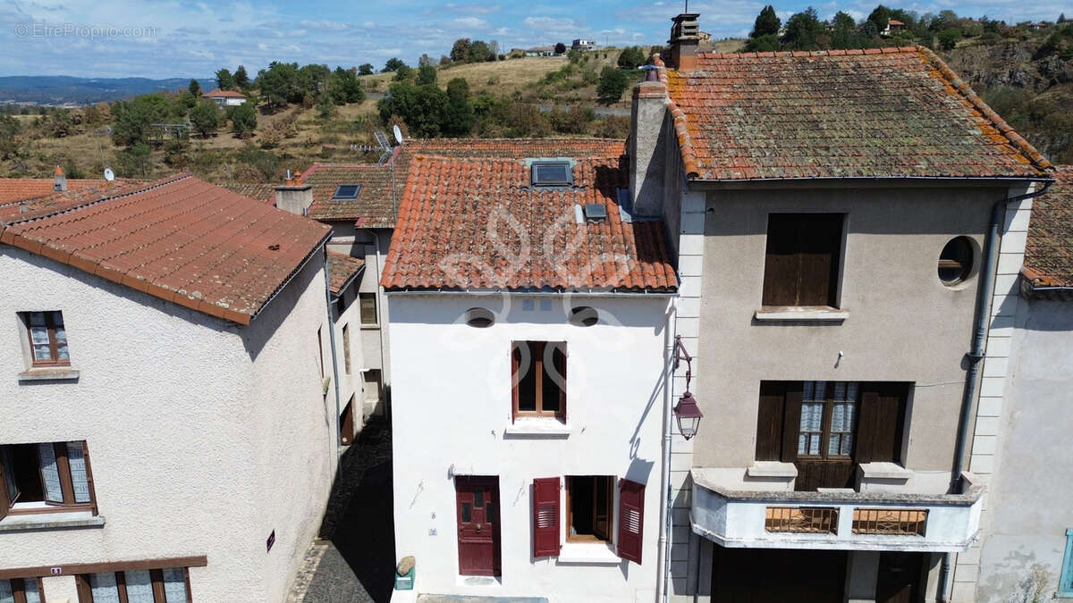 Maison à VIEILLE-BRIOUDE