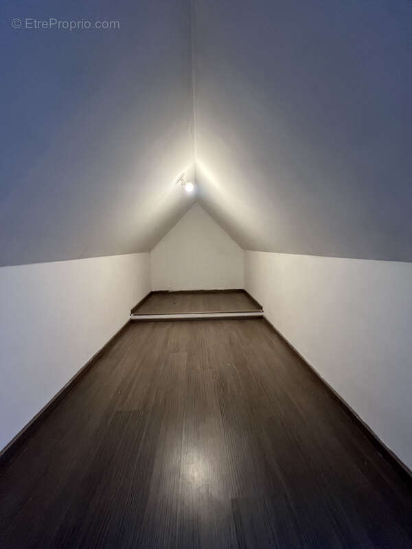 Appartement à CHILLY-MAZARIN