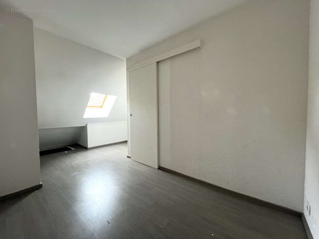 Appartement à CHILLY-MAZARIN