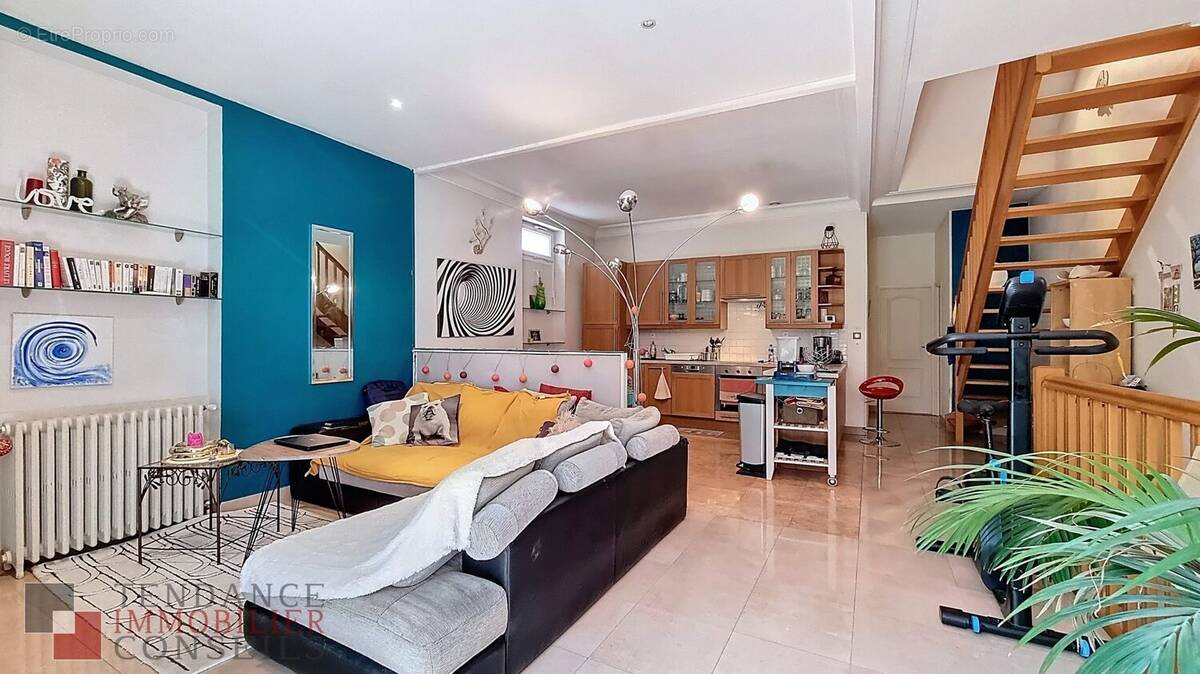 Appartement à VILLEFRANCHE-SUR-SAONE