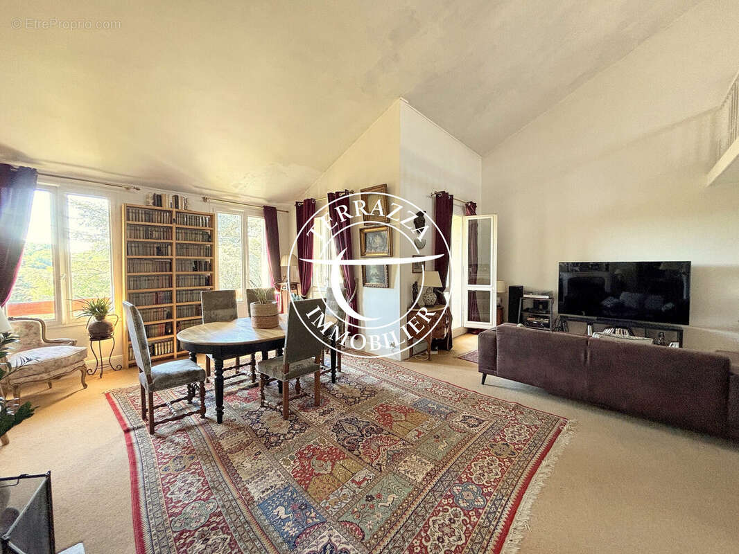 Appartement à LOUVECIENNES