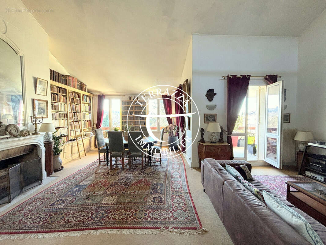 Appartement à LOUVECIENNES