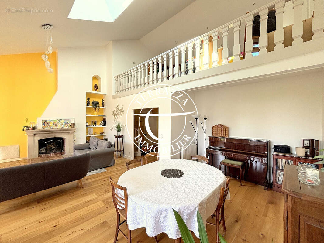 Appartement à LOUVECIENNES