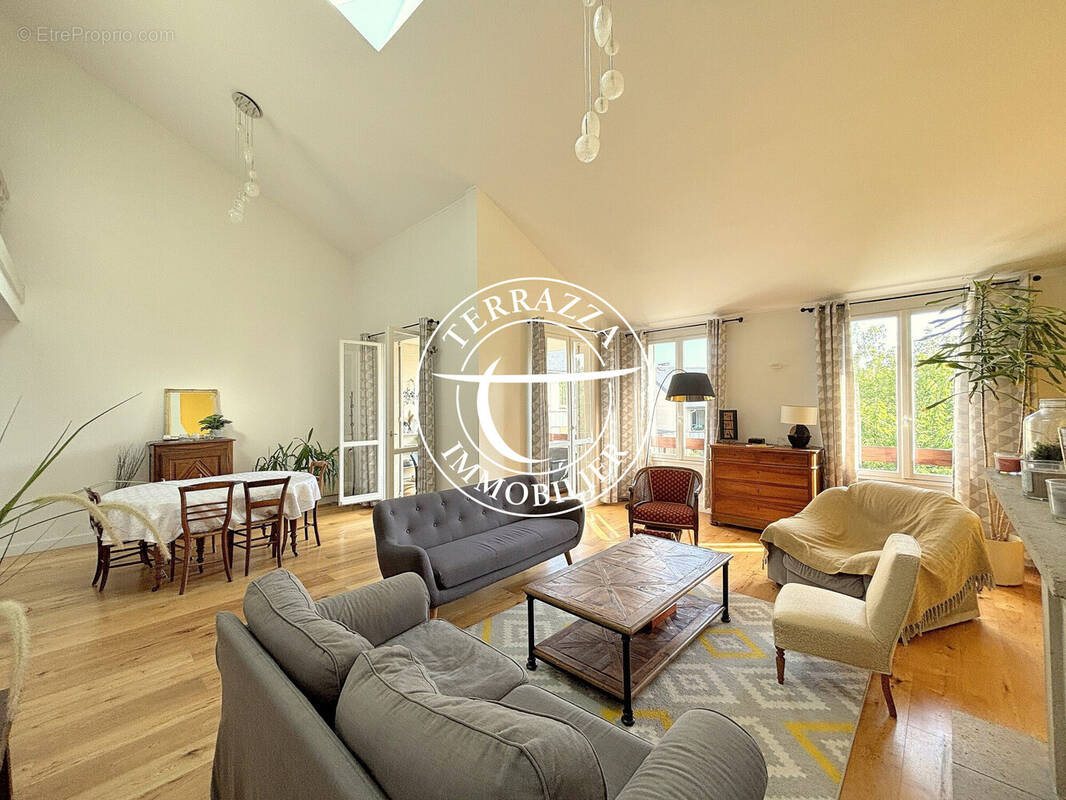 Appartement à LOUVECIENNES