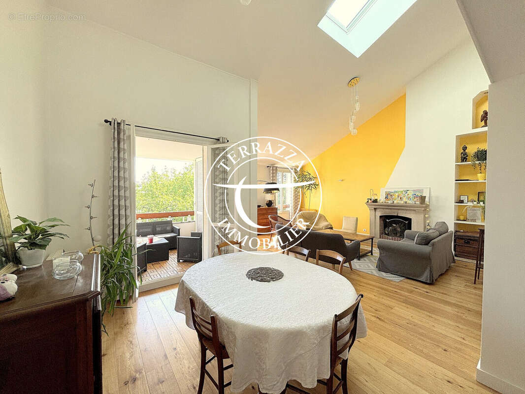 Appartement à LOUVECIENNES