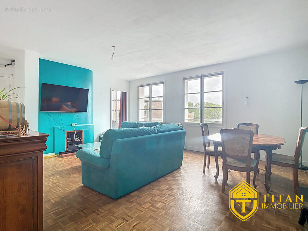 Appartement T4, 82 m2 en plein centre de Dunkerque - Titan Immobilier - Appartement à DUNKERQUE