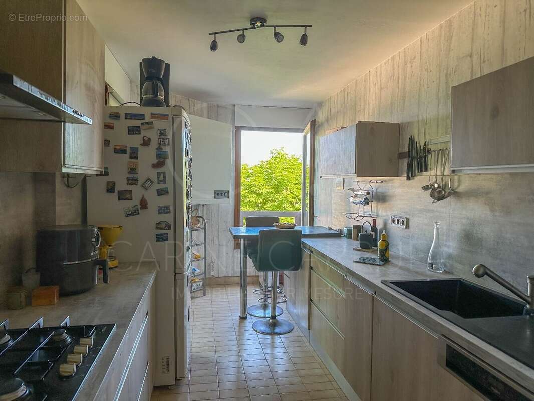 Appartement à TASSIN-LA-DEMI-LUNE