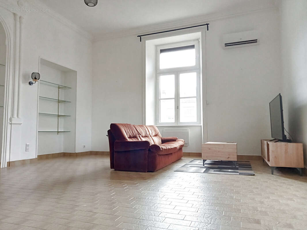 Appartement à LA VOULTE-SUR-RHONE