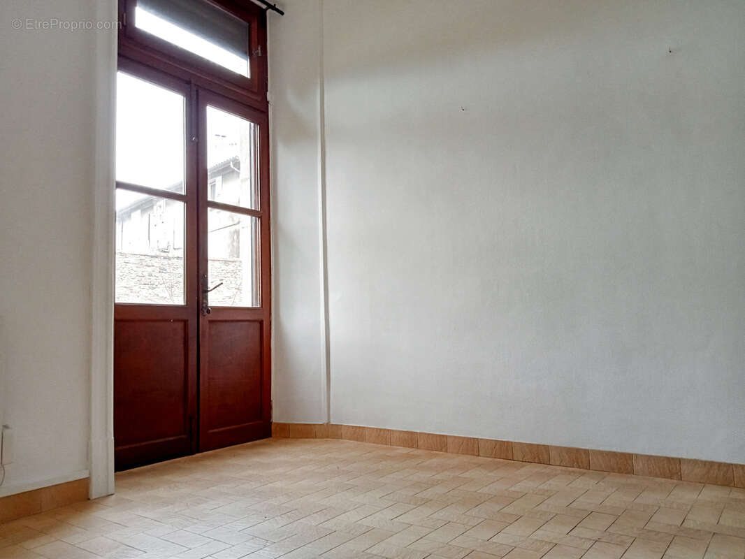 Appartement à LA VOULTE-SUR-RHONE