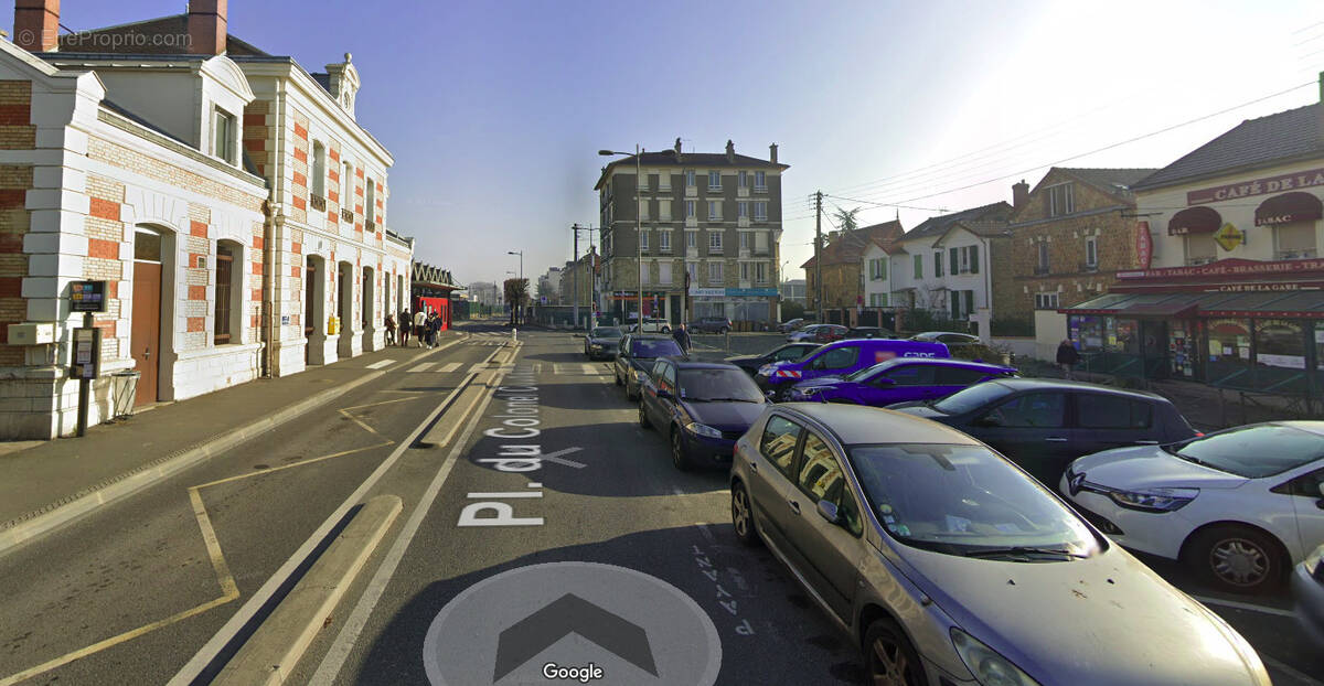 Parking à CONFLANS-SAINTE-HONORINE