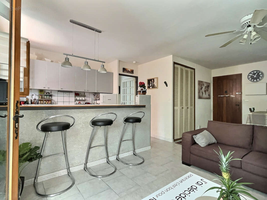 Maison à LA LONDE-LES-MAURES