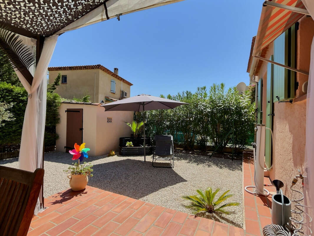 Maison à LA LONDE-LES-MAURES