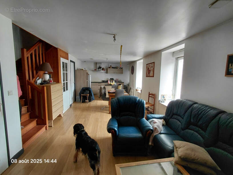 Commerce à PLOUARET