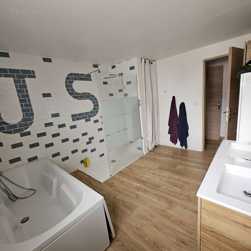 Maison à VAIRE-SOUS-CORBIE