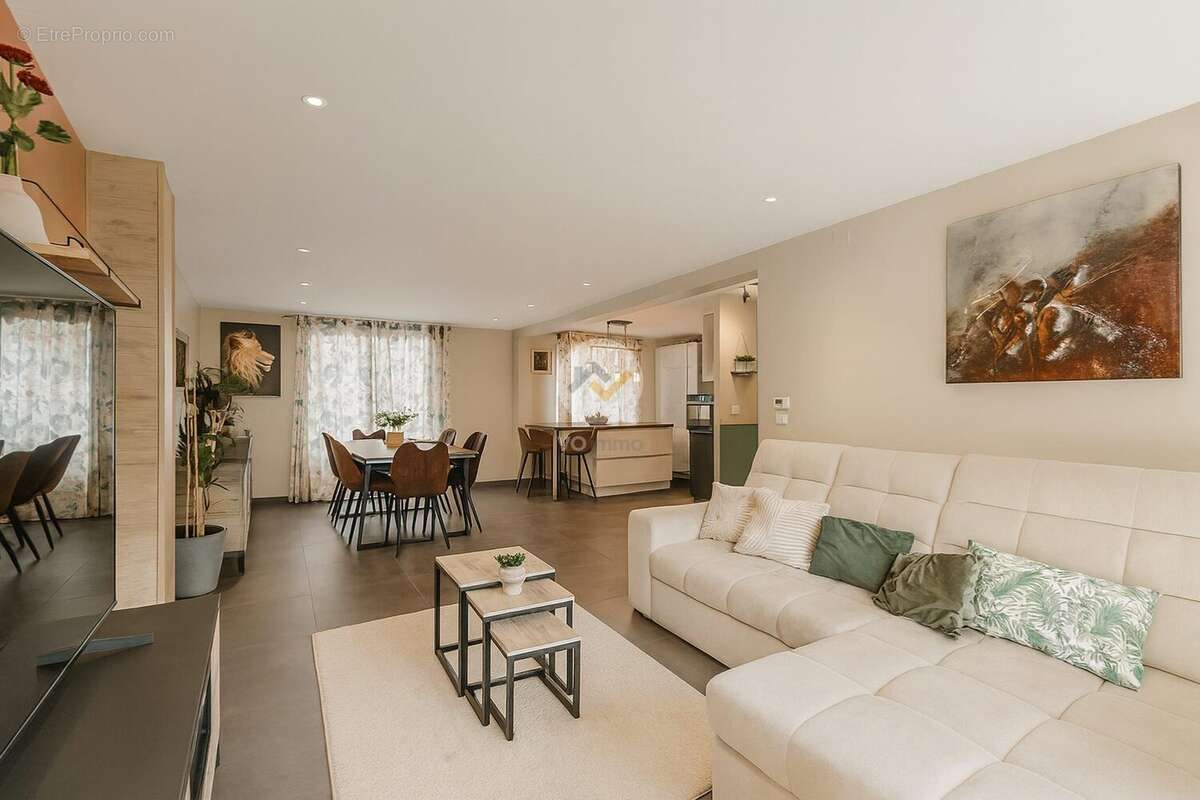 Maison à SOULTZ-HAUT-RHIN