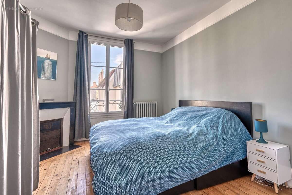 Maison à MAISONS-LAFFITTE