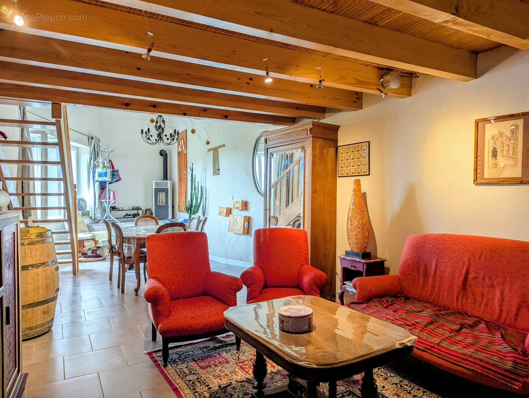 Maison à AIGUES-VIVES