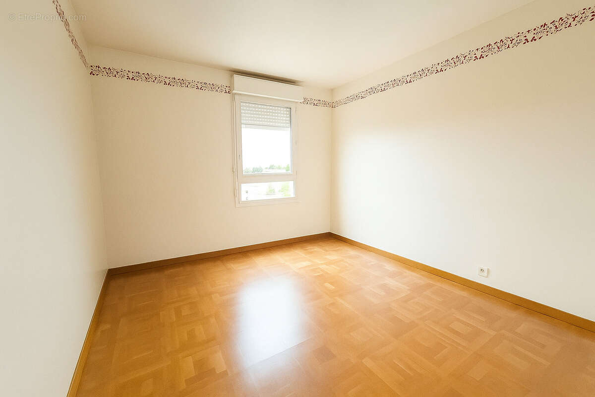 Appartement à BEAUCHAMP