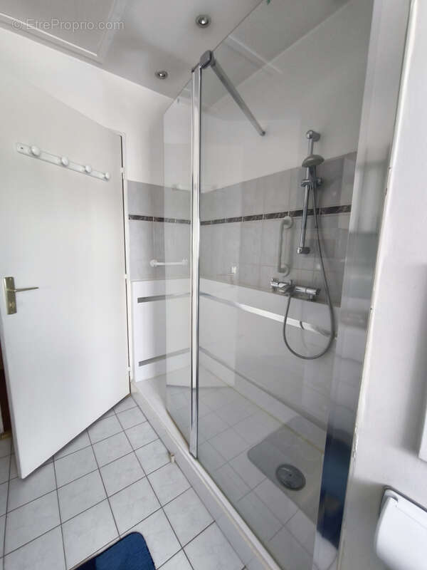 Appartement à BEAUCHAMP