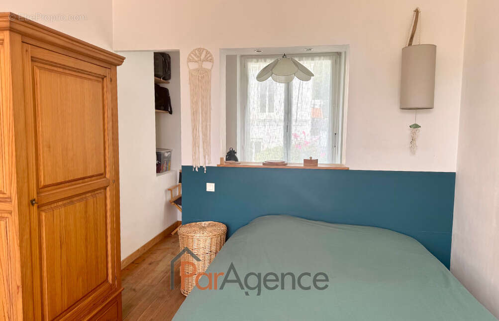 Maison à SAINT-GEORGES-DE-DIDONNE