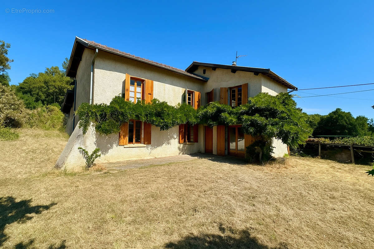 Maison à MONTRIGAUD