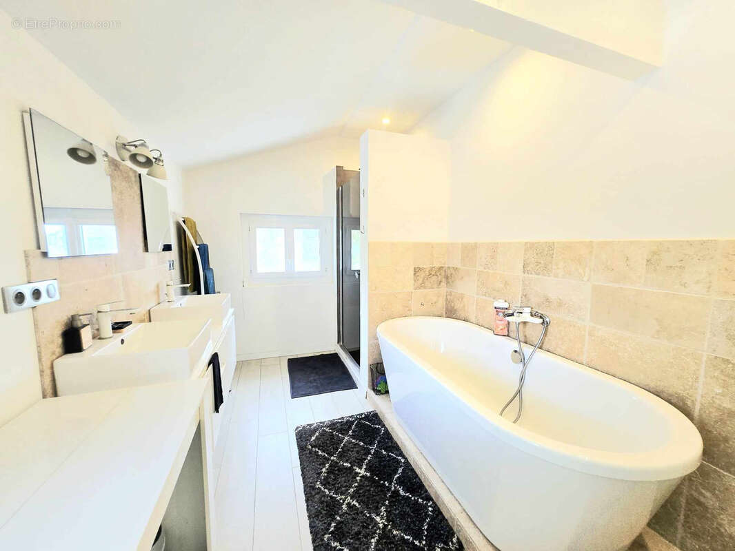 Appartement à SANARY-SUR-MER