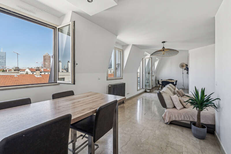 Appartement à LYON-3E