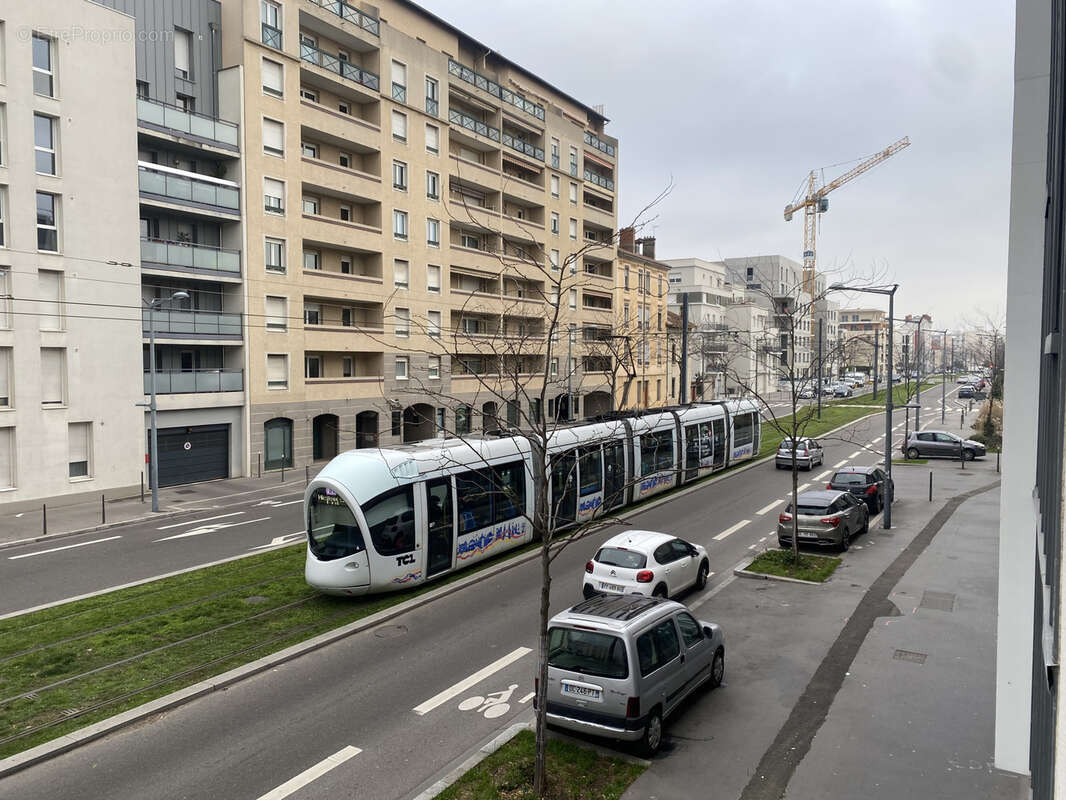 Appartement à LYON-8E