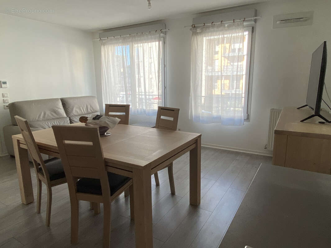 Appartement à LYON-8E