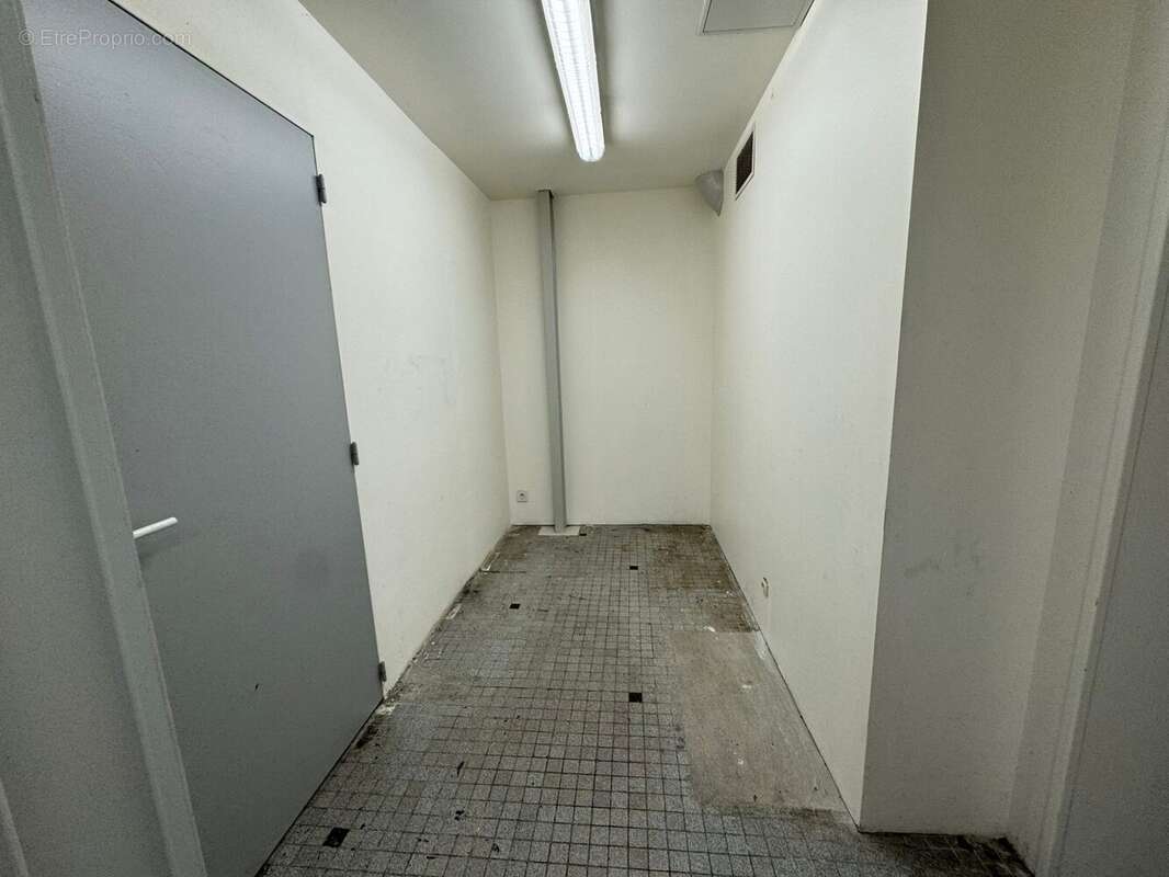 Commerce à PARIS-5E