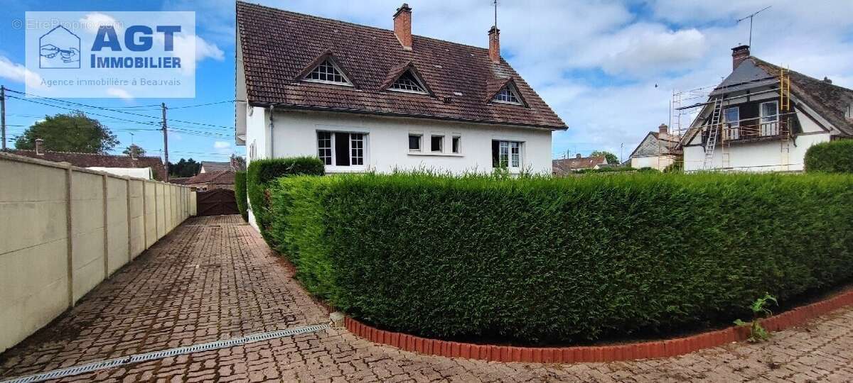 Maison à MILLY-SUR-THERAIN