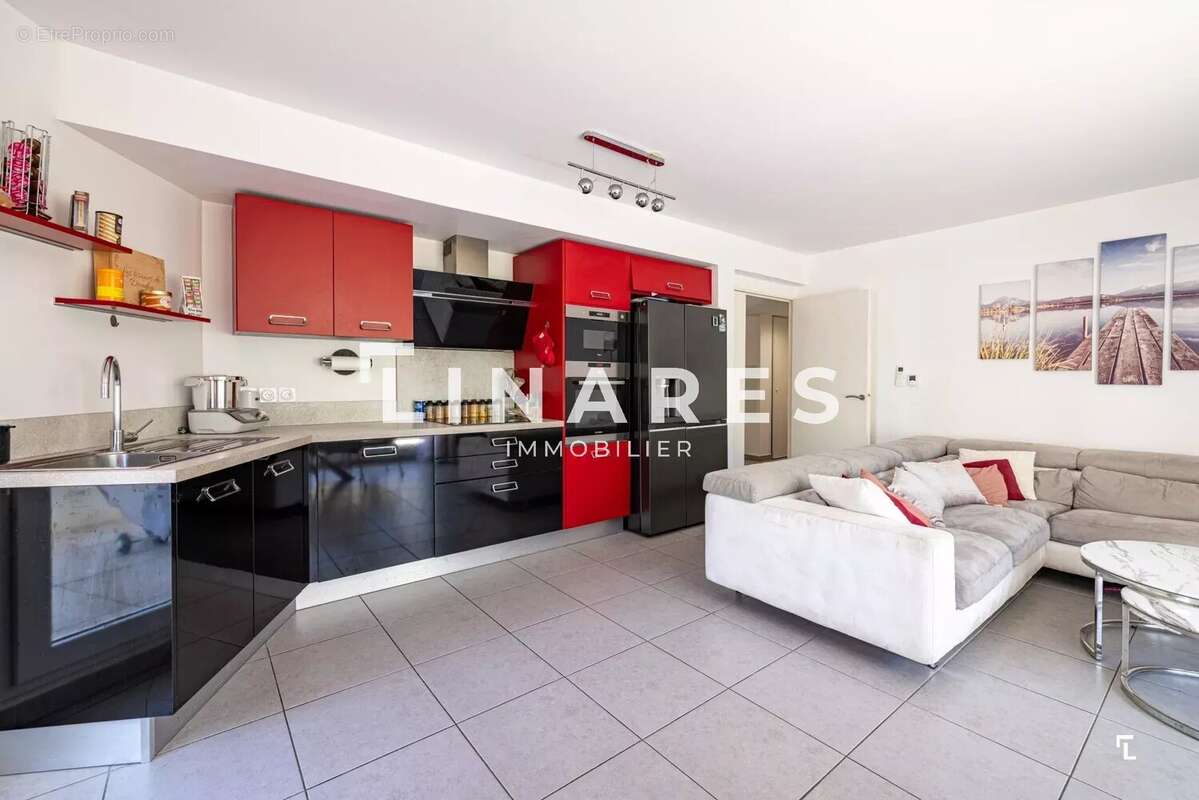 Appartement à MARSEILLE-9E