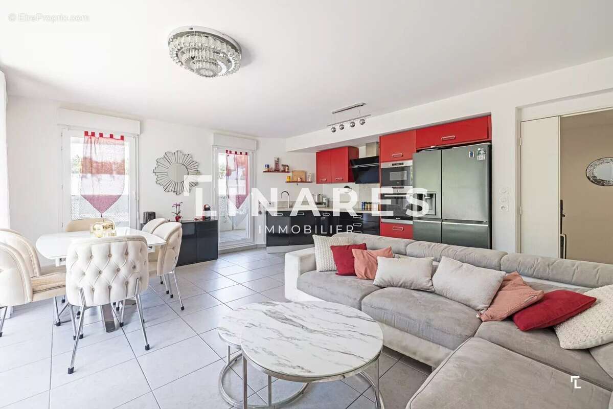 Appartement à MARSEILLE-9E