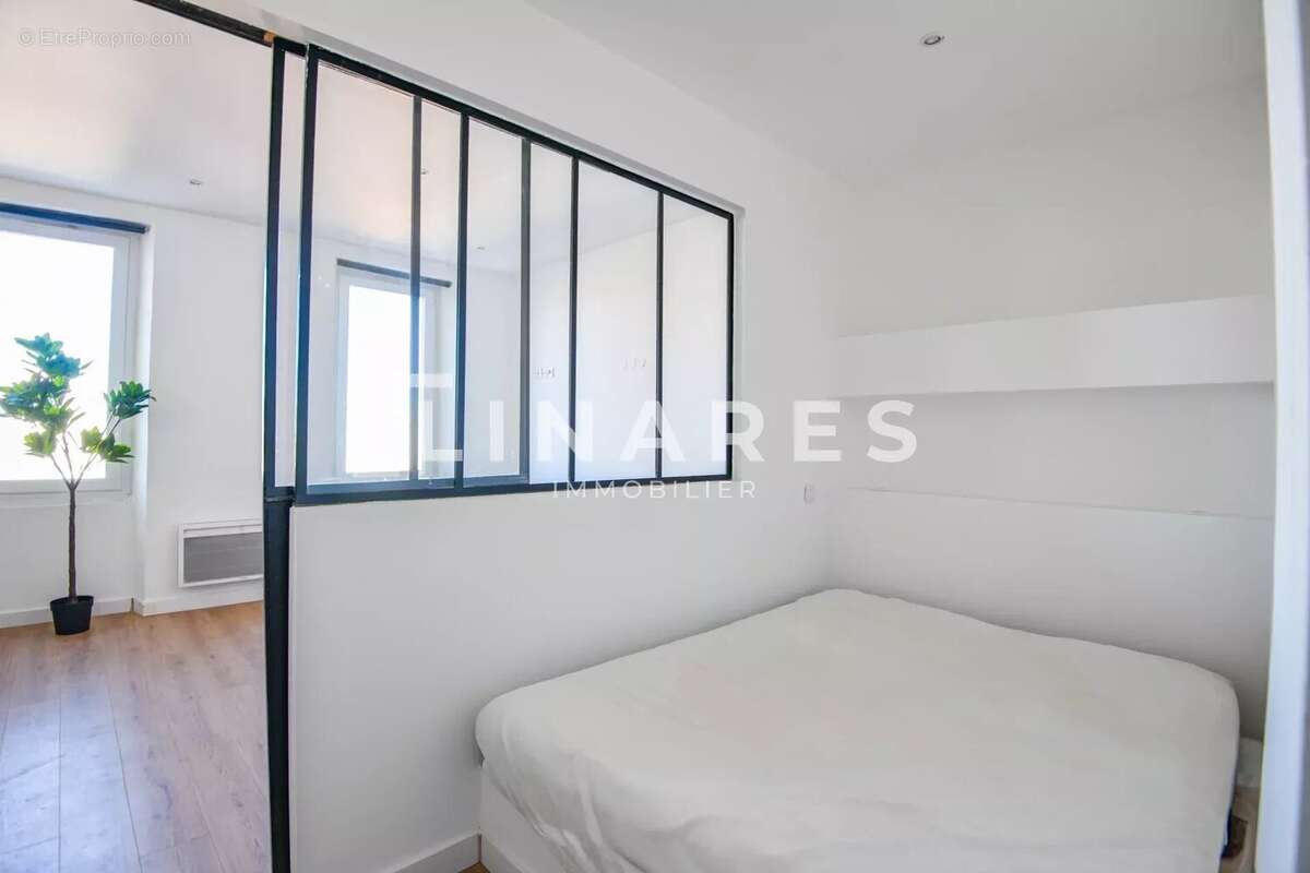 Appartement à MARSEILLE-7E