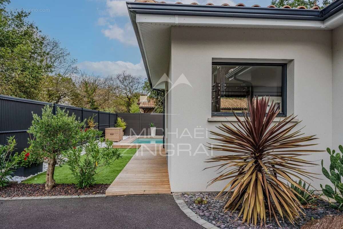 Maison à GUJAN-MESTRAS