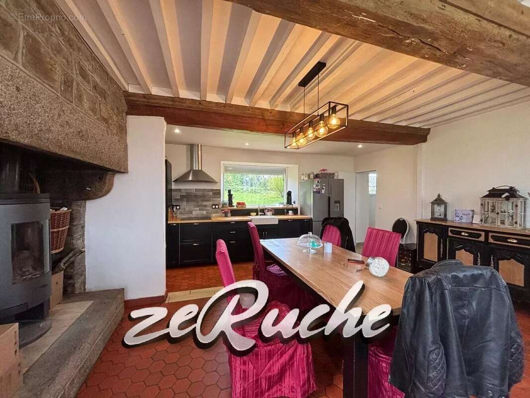 Maison à LE BENY-BOCAGE