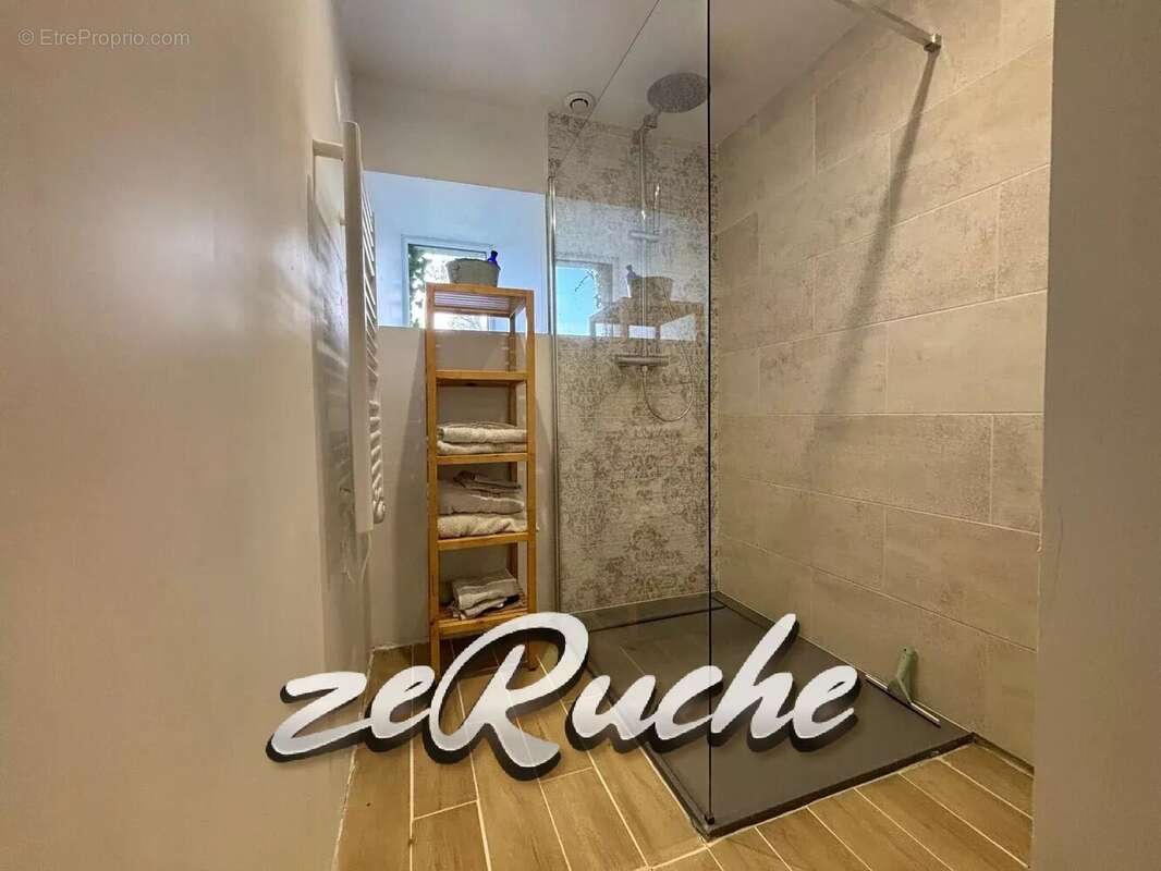 Maison à LE BENY-BOCAGE