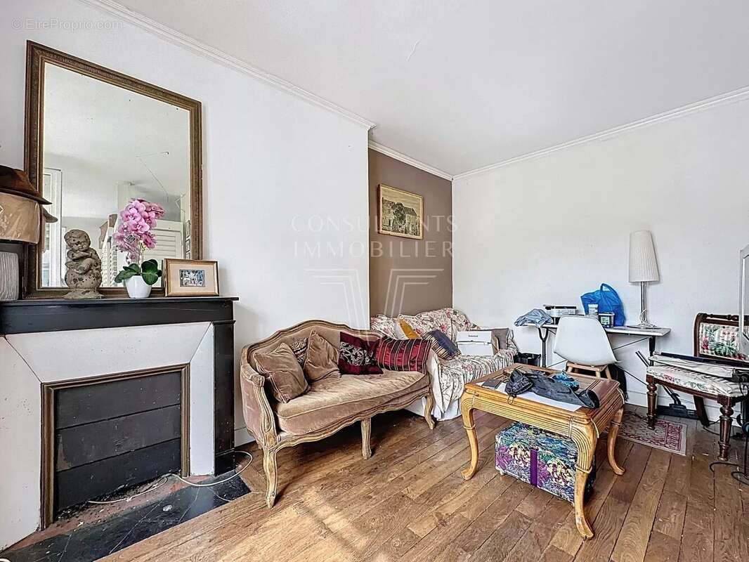 Appartement à PARIS-15E