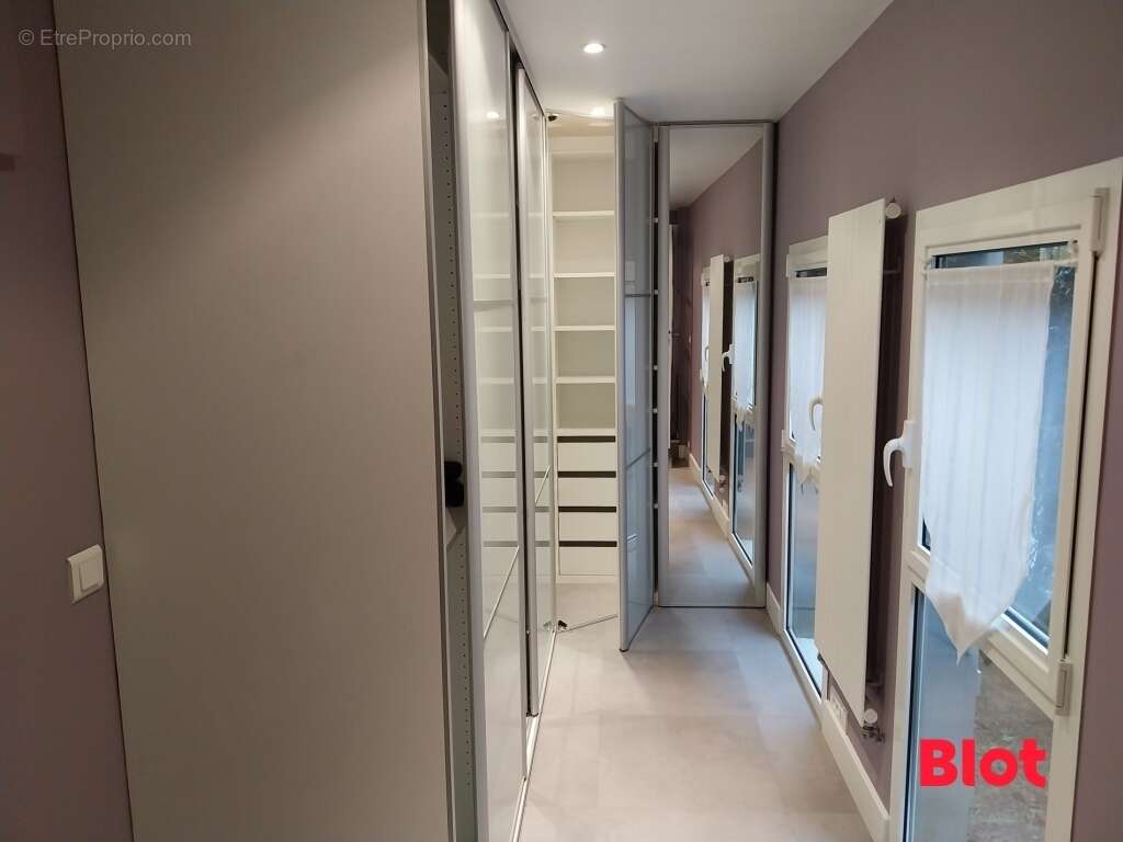 Maison à LA CHAPELLE-DES-FOUGERETZ