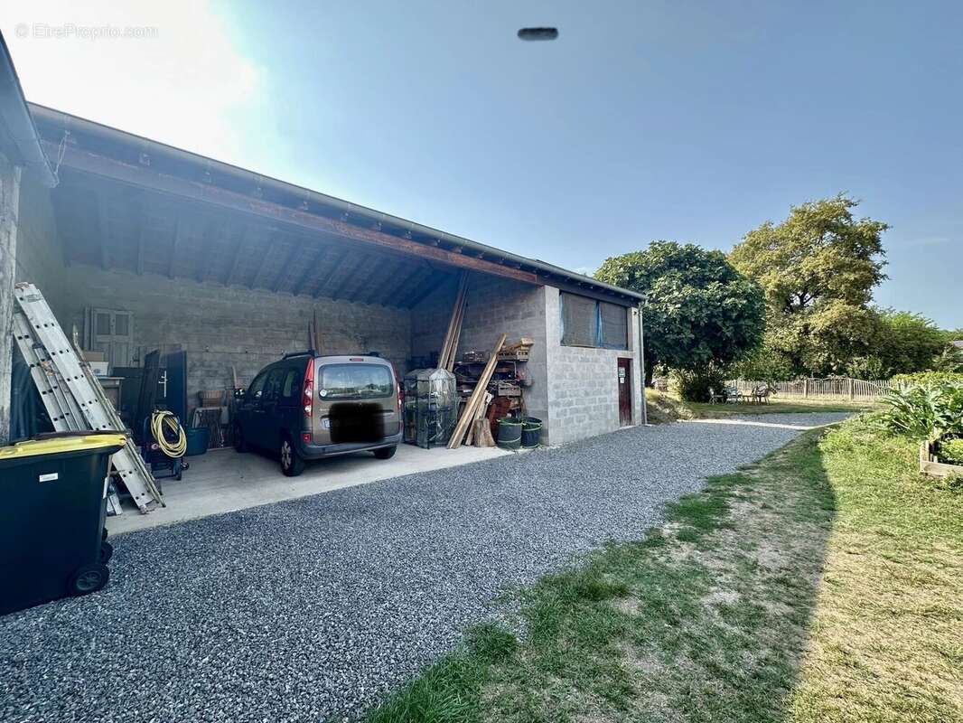 Maison à SAINT-GIRONS-D&#039;AIGUEVIVES