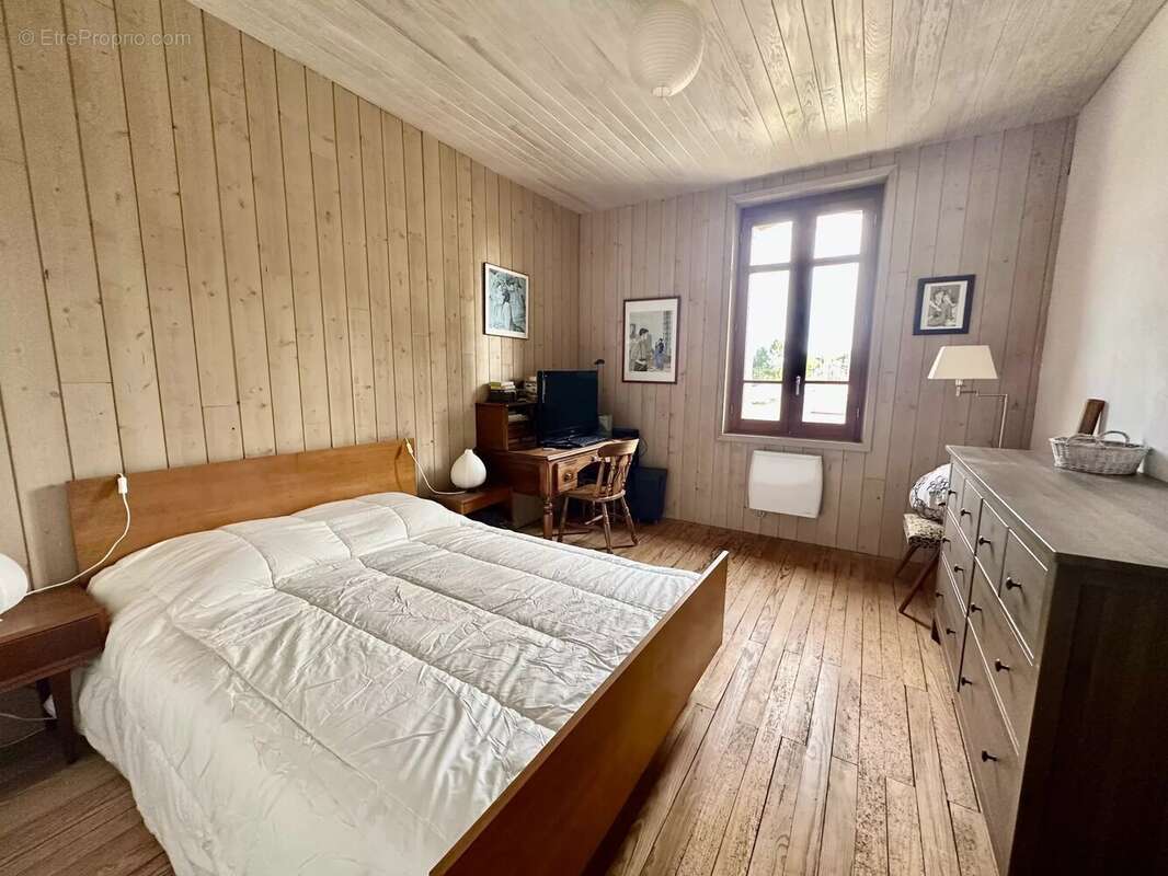 Maison à SAINT-GIRONS-D&#039;AIGUEVIVES