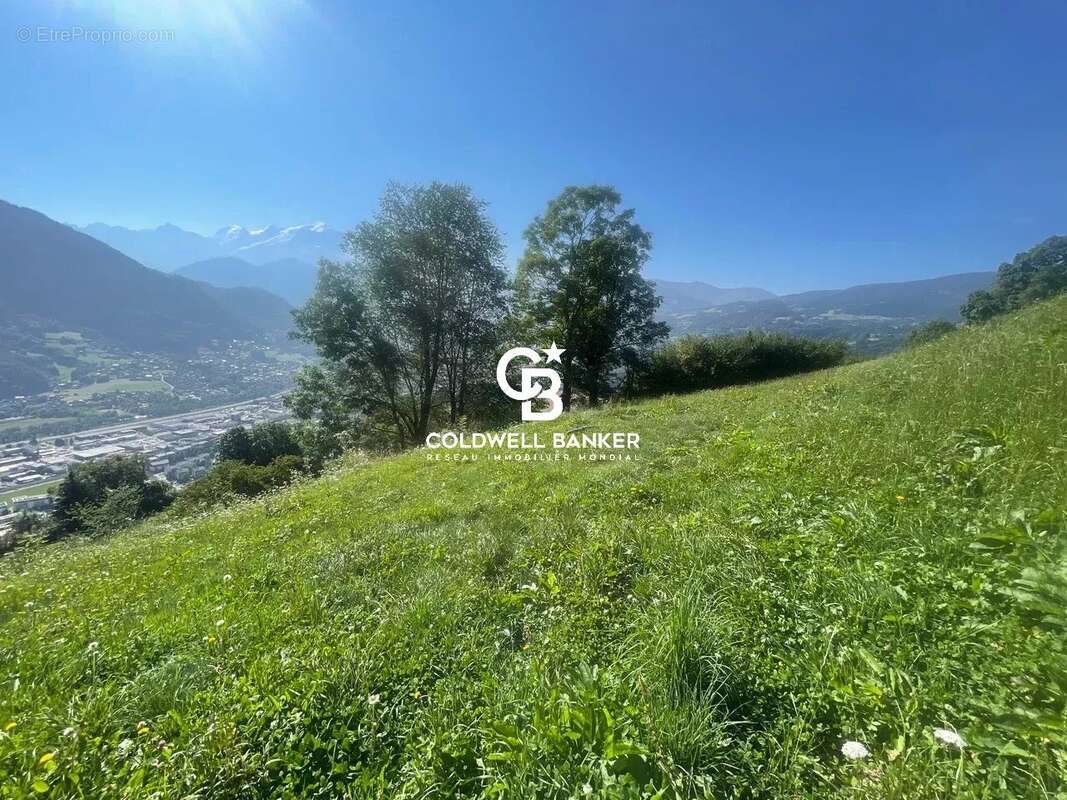 Terrain à SALLANCHES