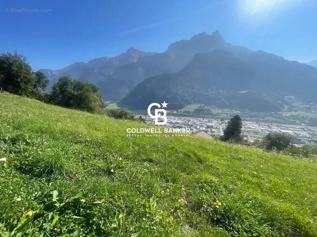 Terrain à SALLANCHES