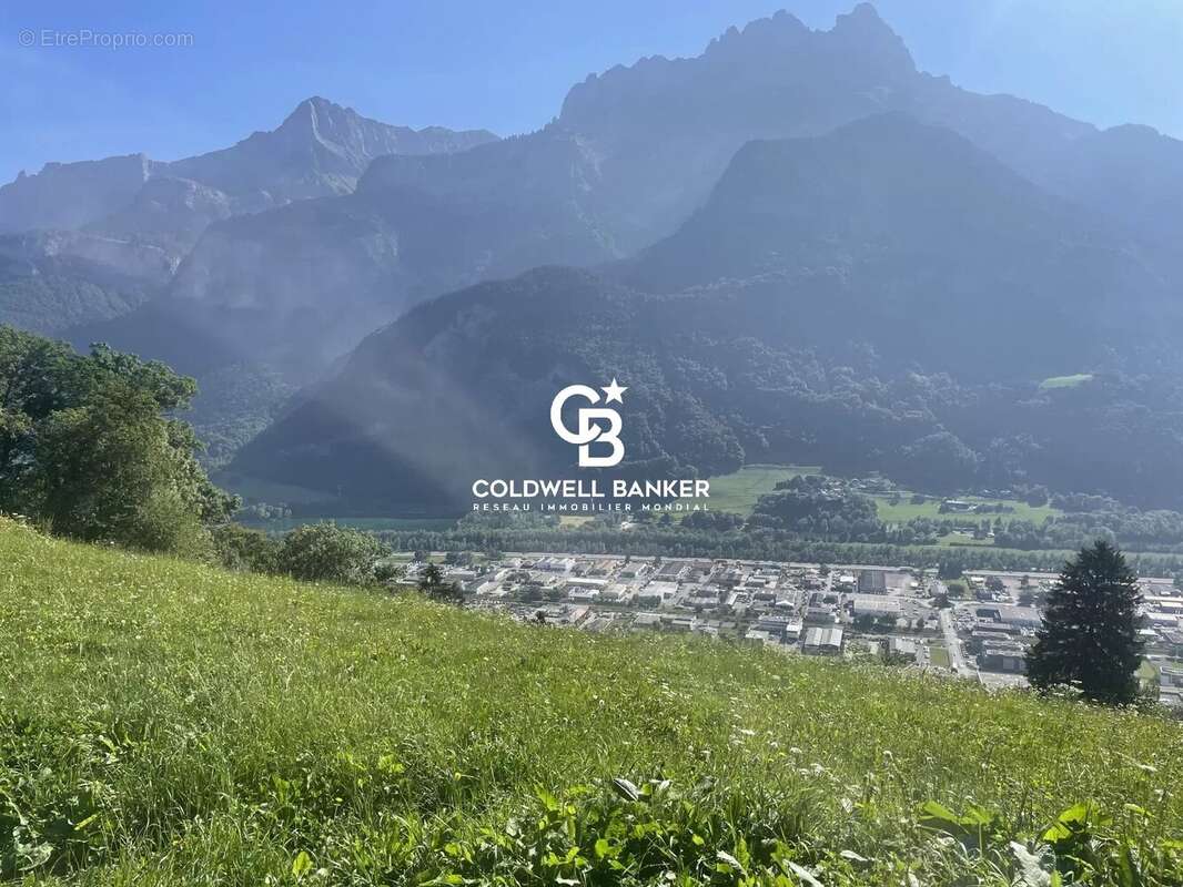 Terrain à SALLANCHES