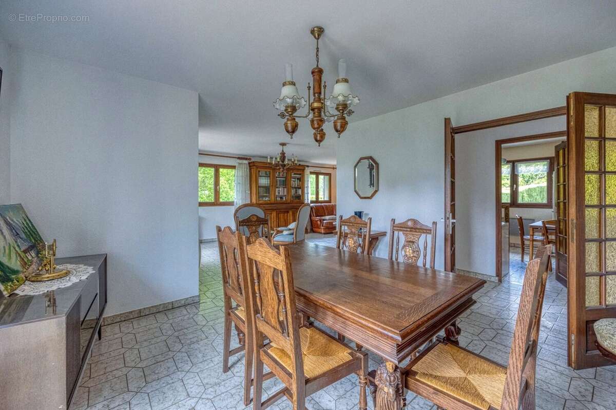 Maison à SAINT-ISMIER