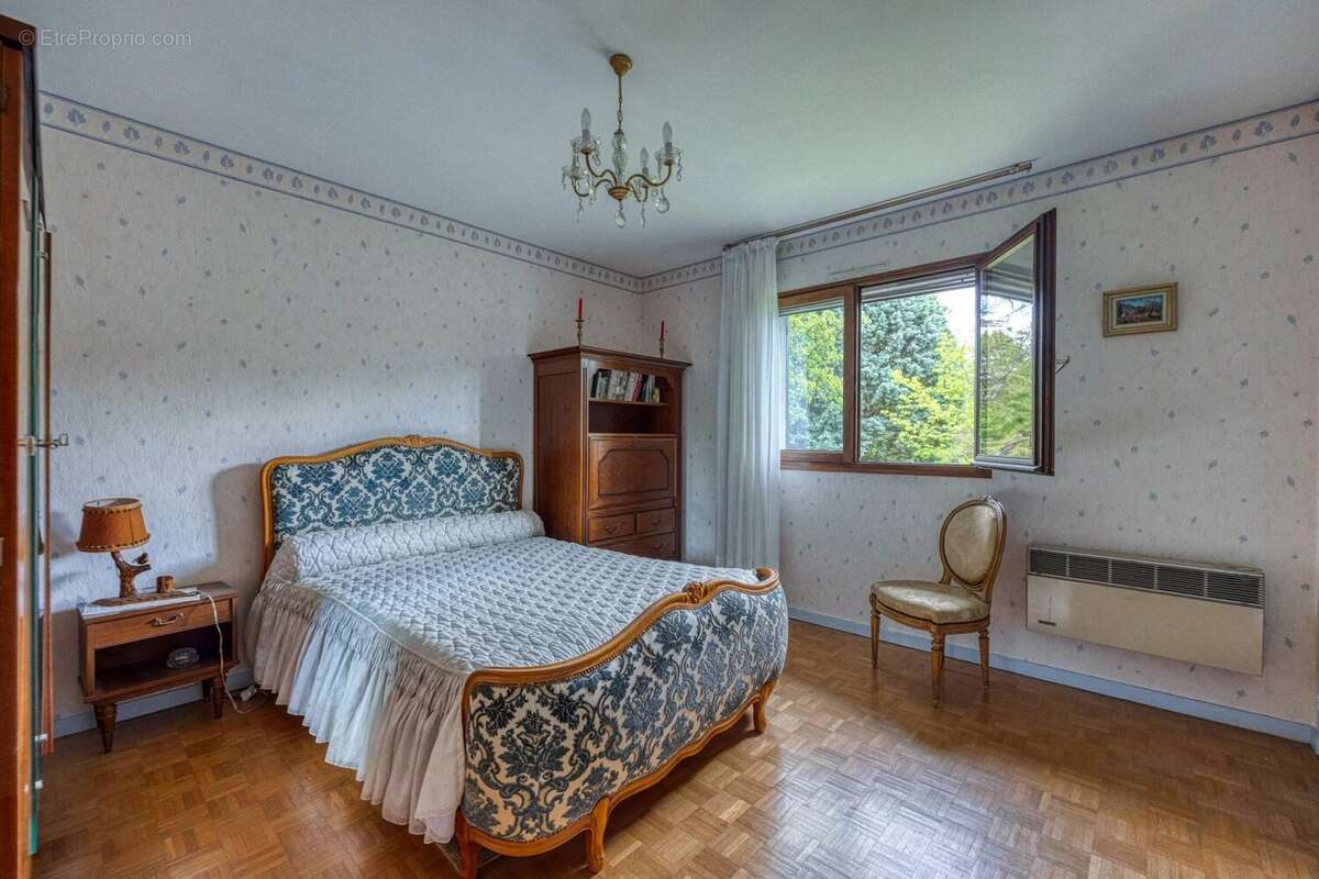 Maison à SAINT-ISMIER