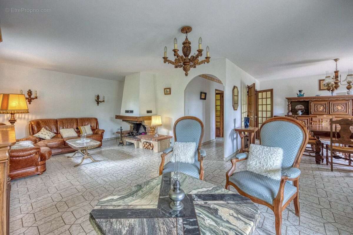 Maison à SAINT-ISMIER